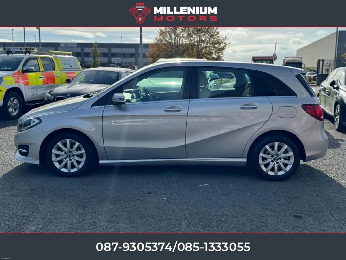 Mercedes-Benz B-Class 160 D STYLE 5DR AUTO - Image 5