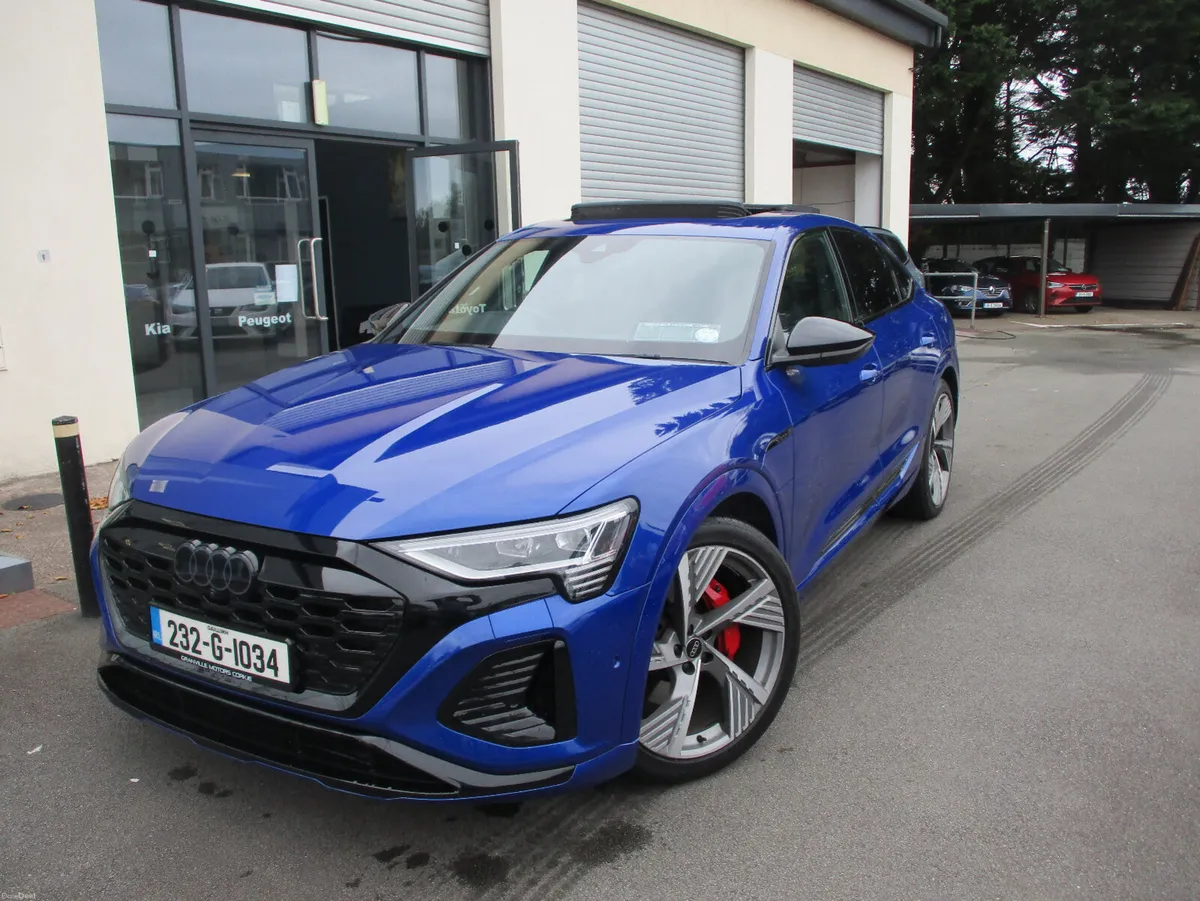 Audi Q8 ETRON 55 S LINE QUATTRO. 2023 - Image 1