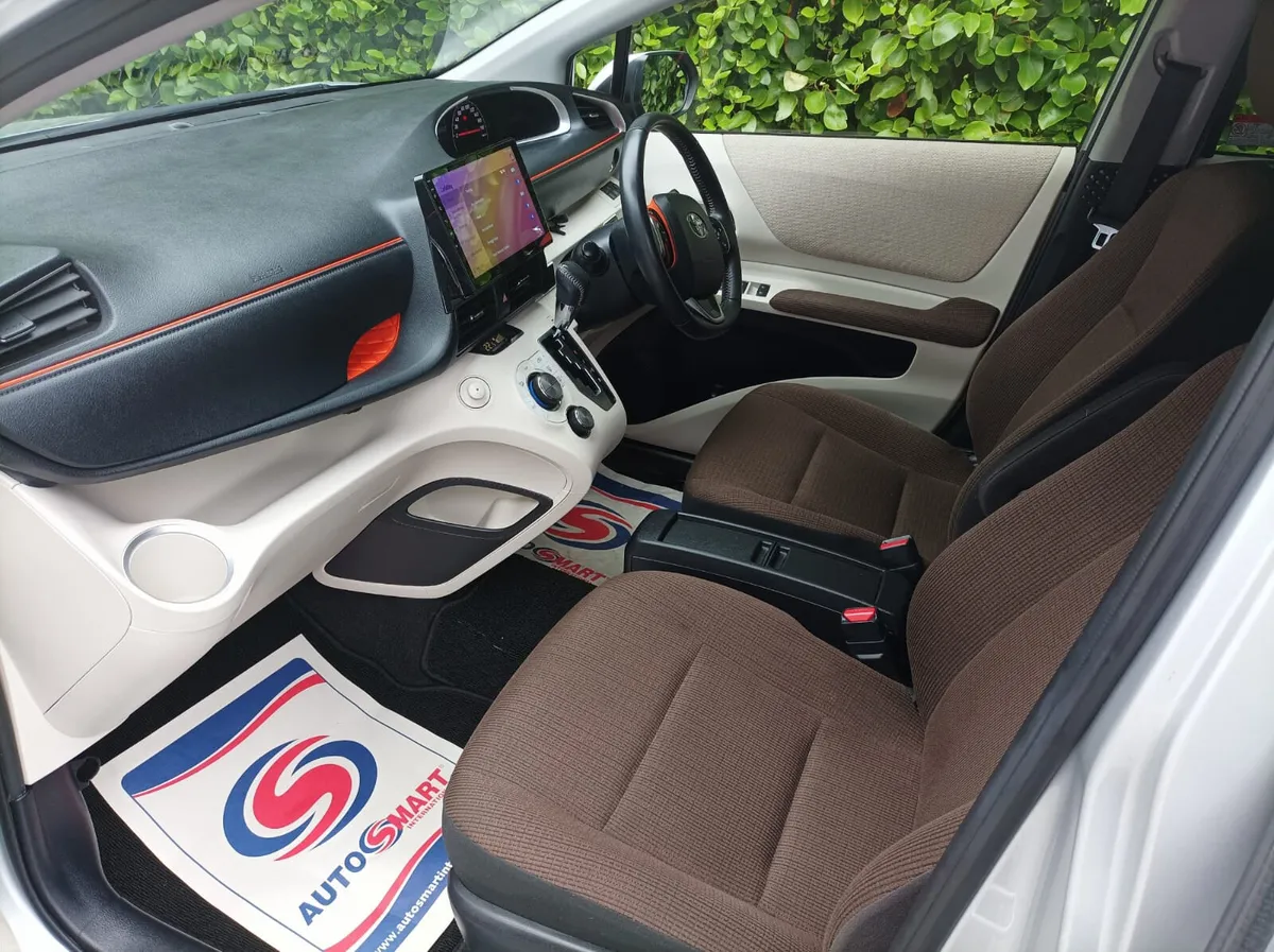 Toyota Sienta 1.5 Petrol Automatic, 2016 - Image 3