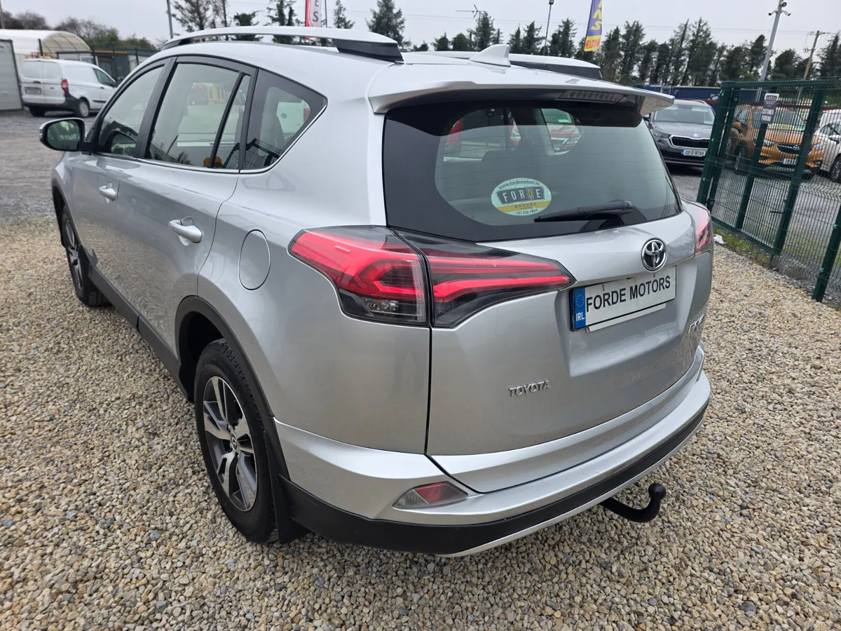 Toyota RAV4 2016 - Image 3