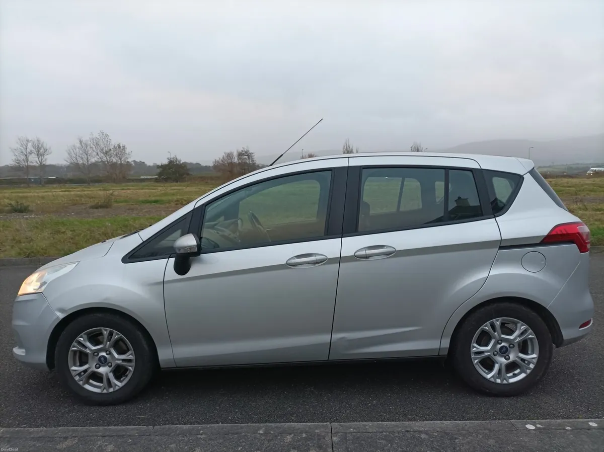 131 Ford B-Max NCT 06/26 1.4 Petrol - Image 3
