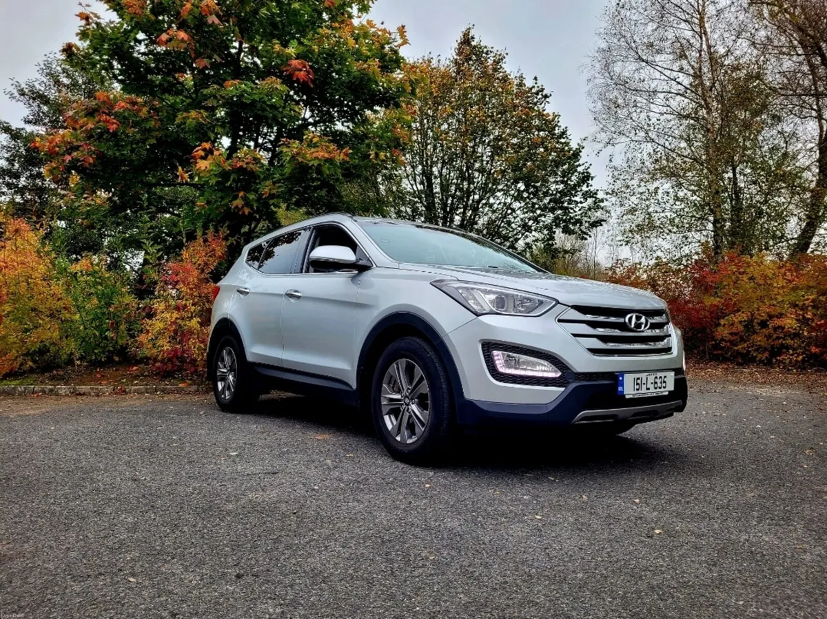 Hyundai Santa Fe 7 Seater. LOW KMS - Image 1