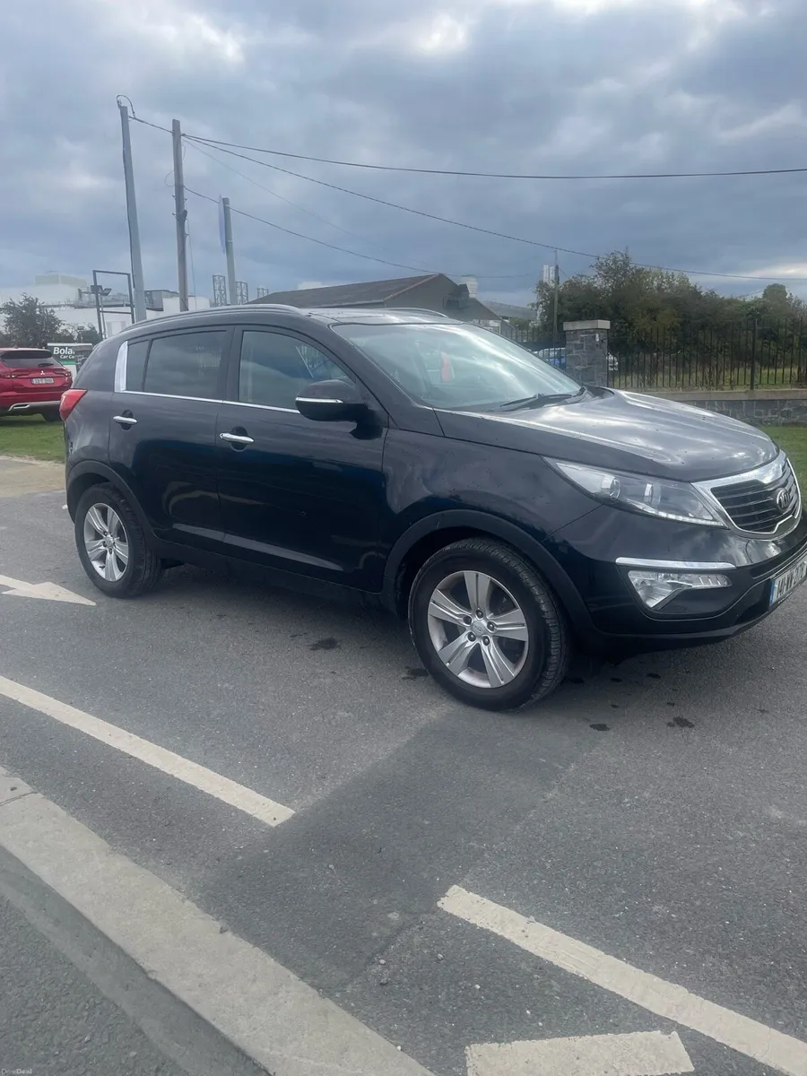 Kia Sportage 1.7 crdi Top Spec Model New Nct - Image 2