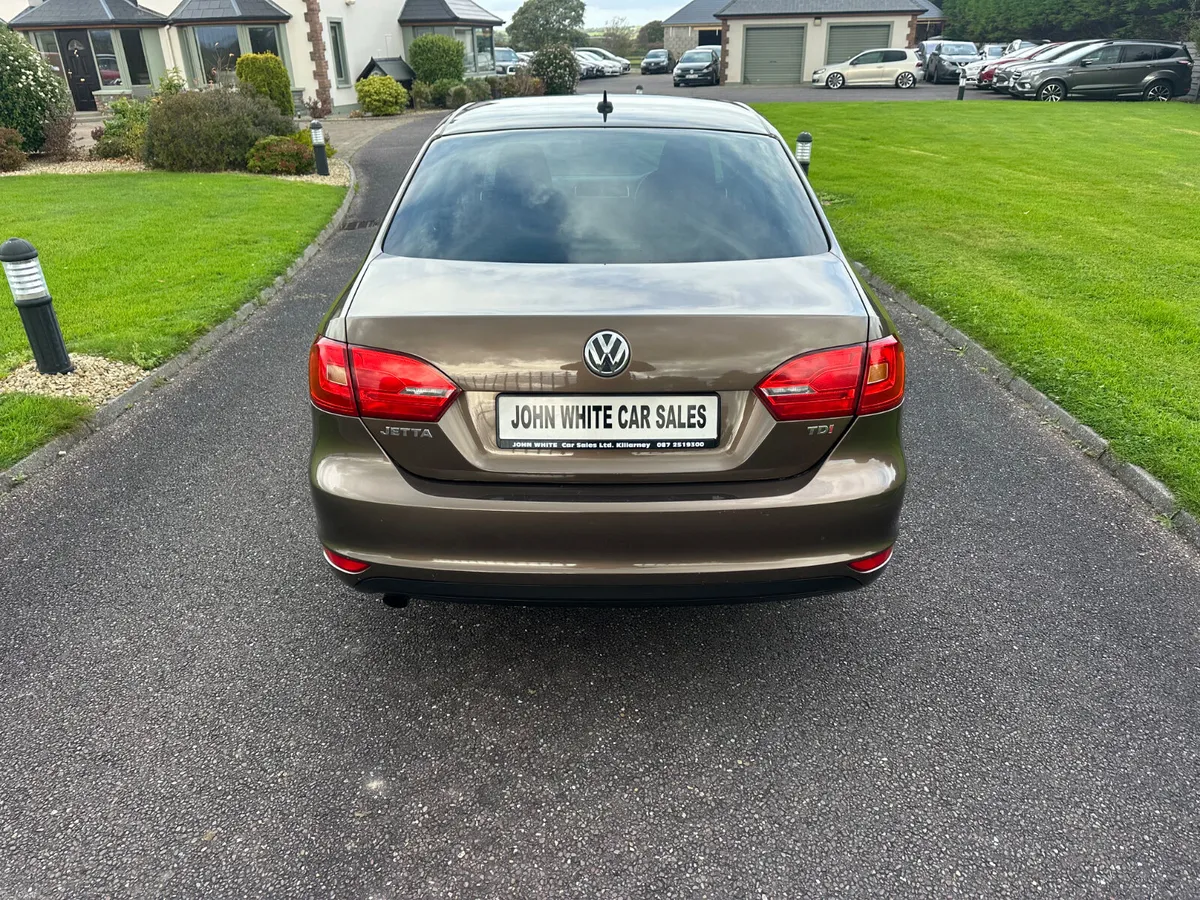 Volkswagen Jetta 1.6 TDI - Image 4