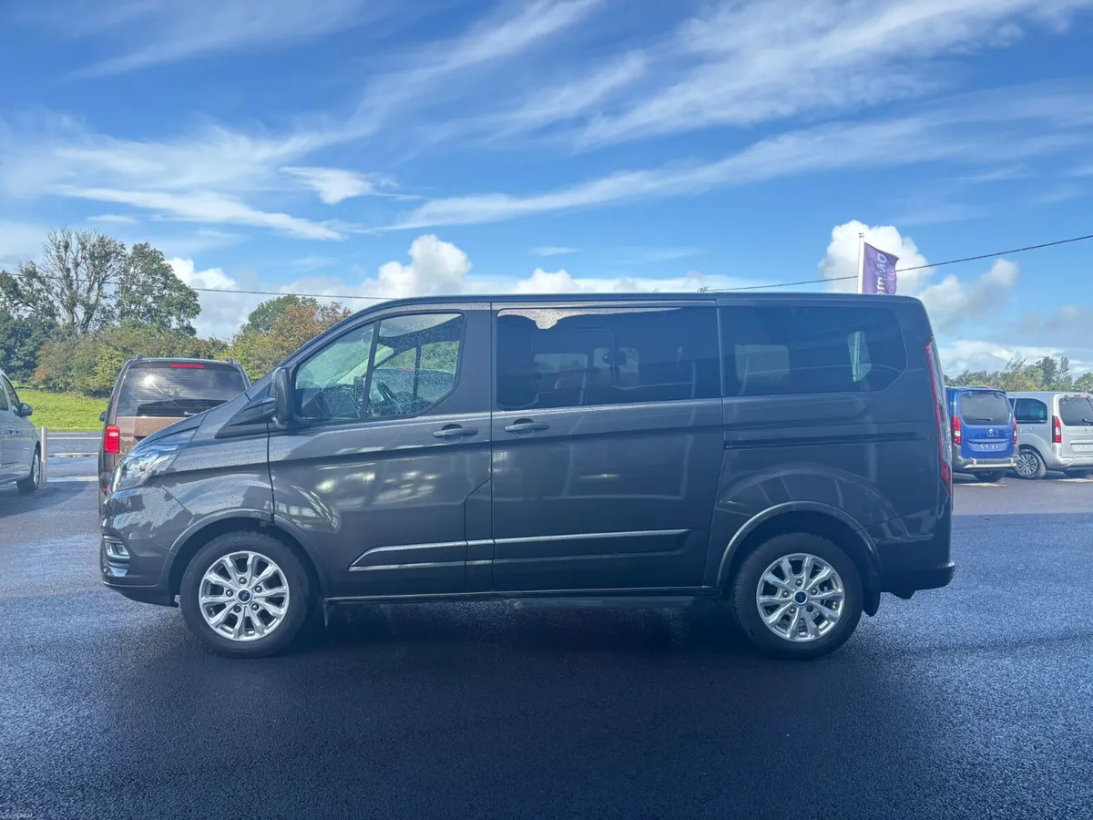 Ford Tourneo Wheelchair Car - Image 4