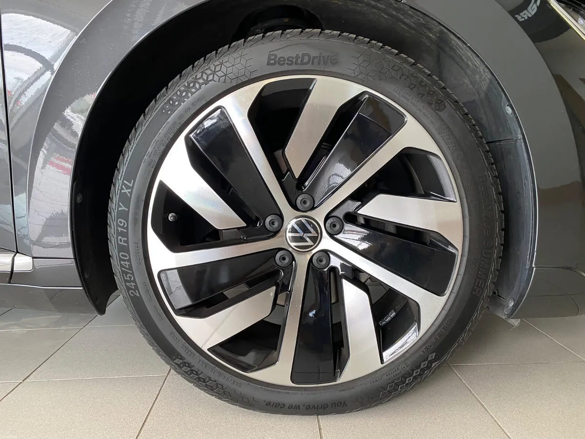 Volkswagen Arteon 2023 R-Line DSG - Image 6