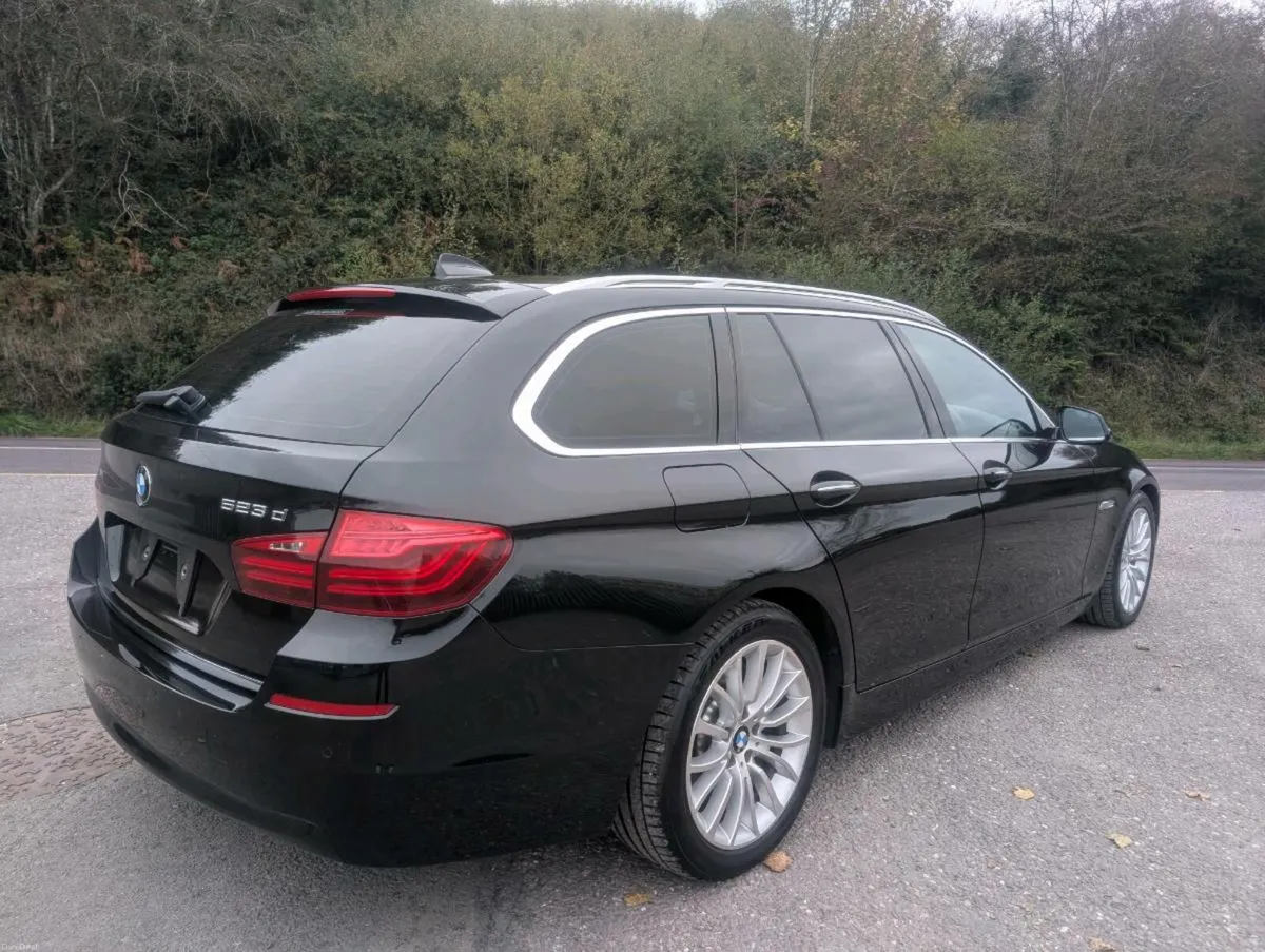 BMW 523D Luxury - Image 4