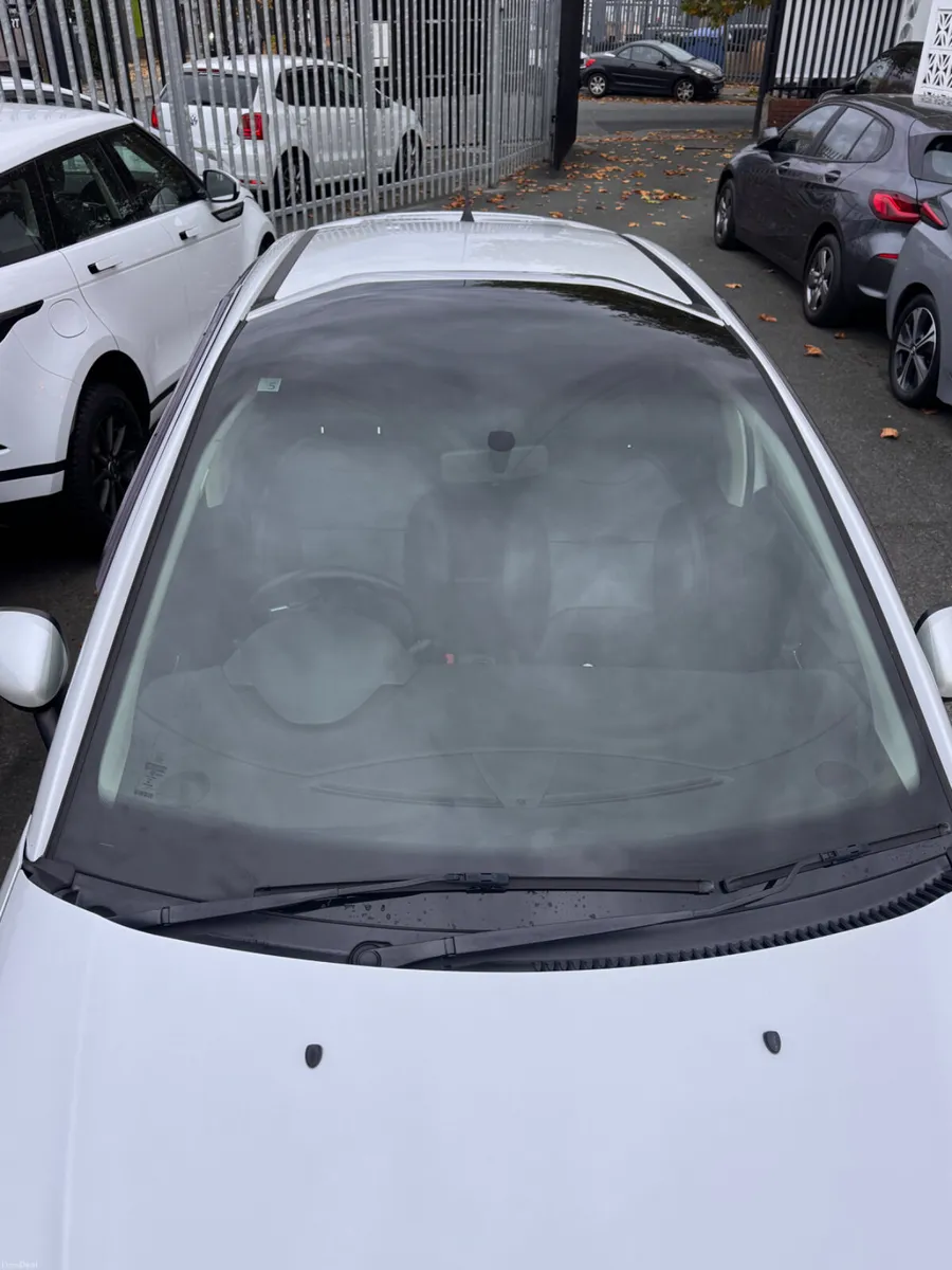 16 Citroen C3 1.2 Automatic Glass Roof - Image 4