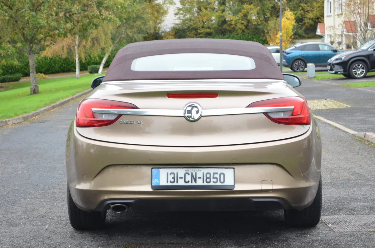 Deposit Taken -- Cascada | convertible | Manual - Image 4