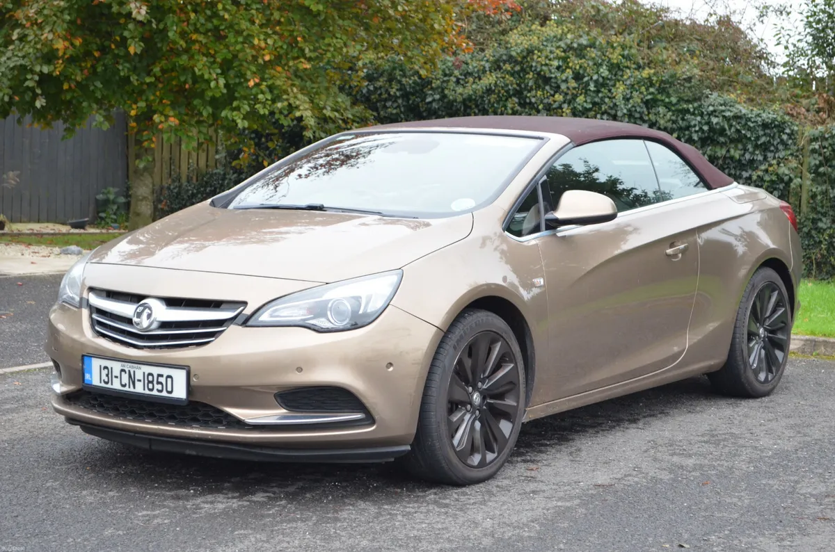 Vauxhall Cascada 2013 | convertible | Manual - Image 4
