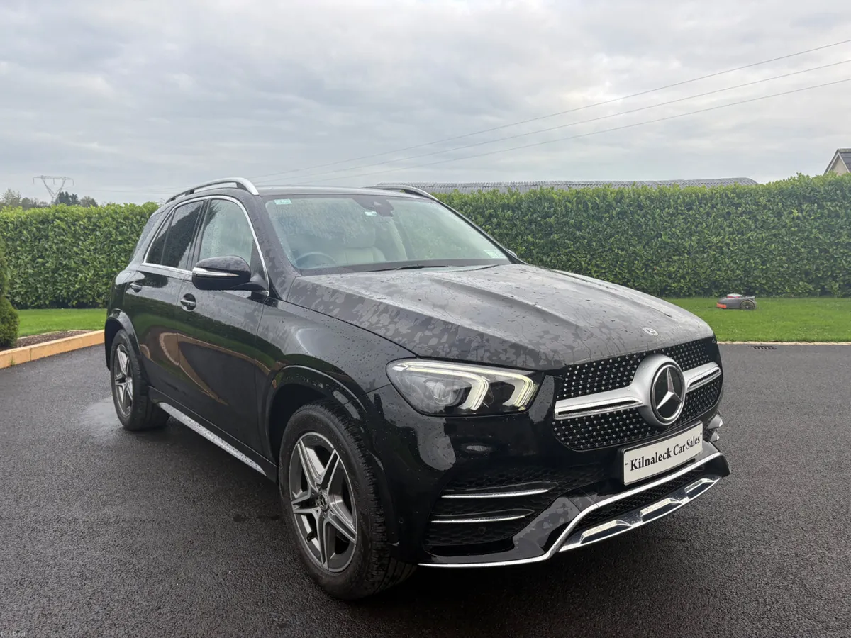 Mercedes-Benz GLE 2022 AMG Premium - Image 4