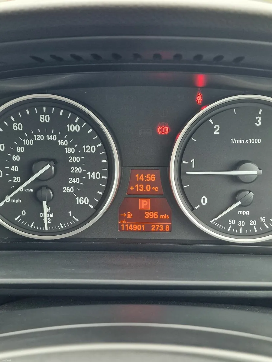 BMW 5-Series, low miles, 1 owner, going cheap - Image 3