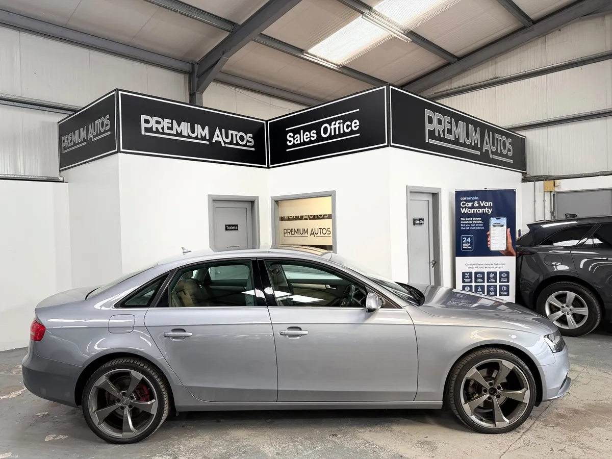 Audi A4 2015. 2.0TDI  TECHNIK. 174BHP - Image 2