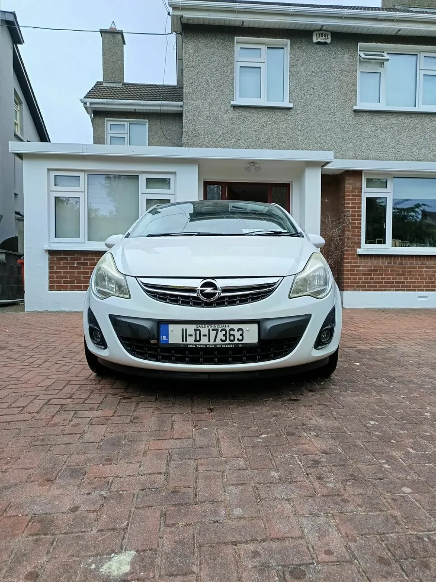 Opel Corsa 2011 - Image 2