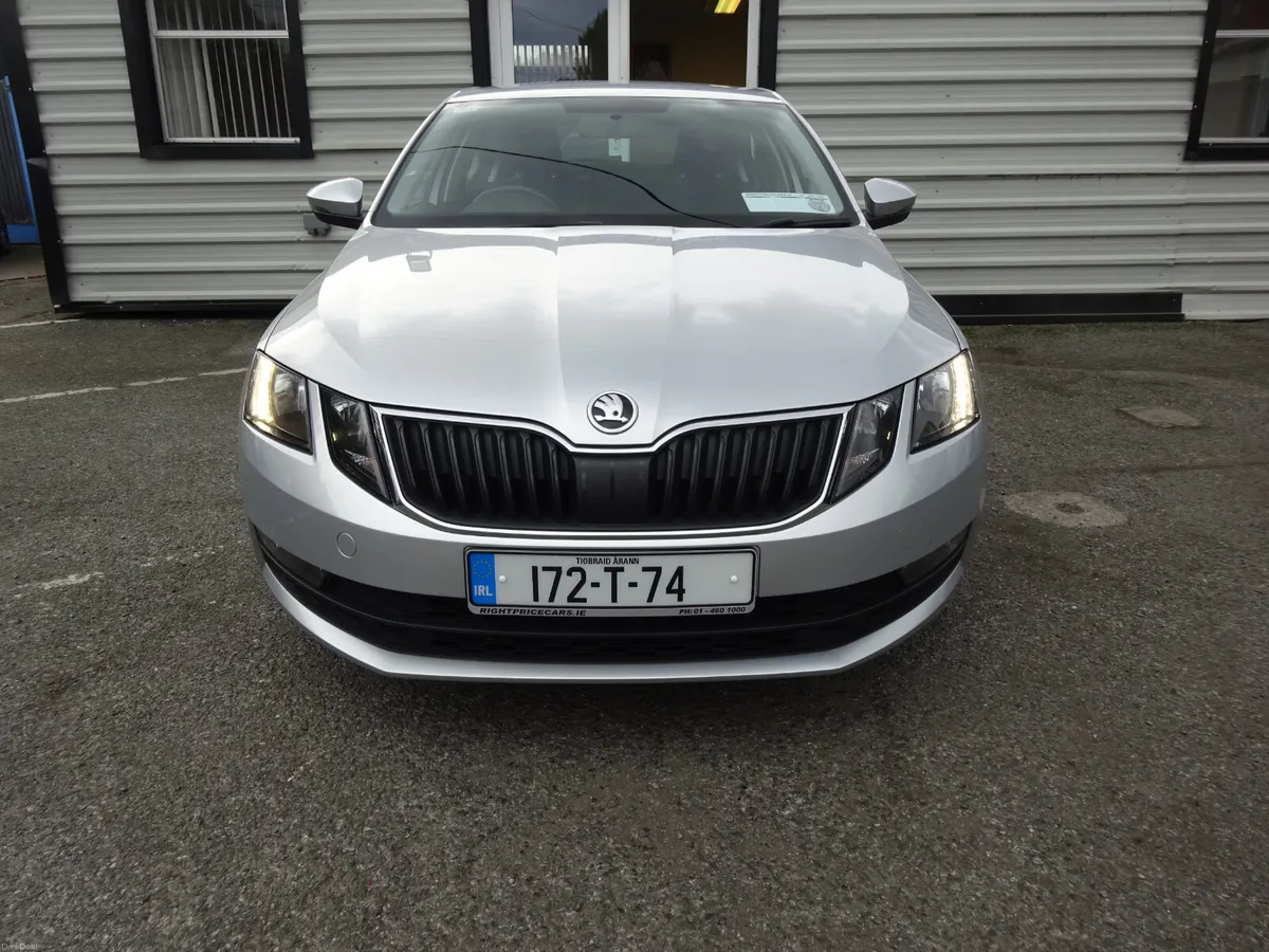 SKODA OCTAVIA 1.6 TDI AMBITION - Image 2