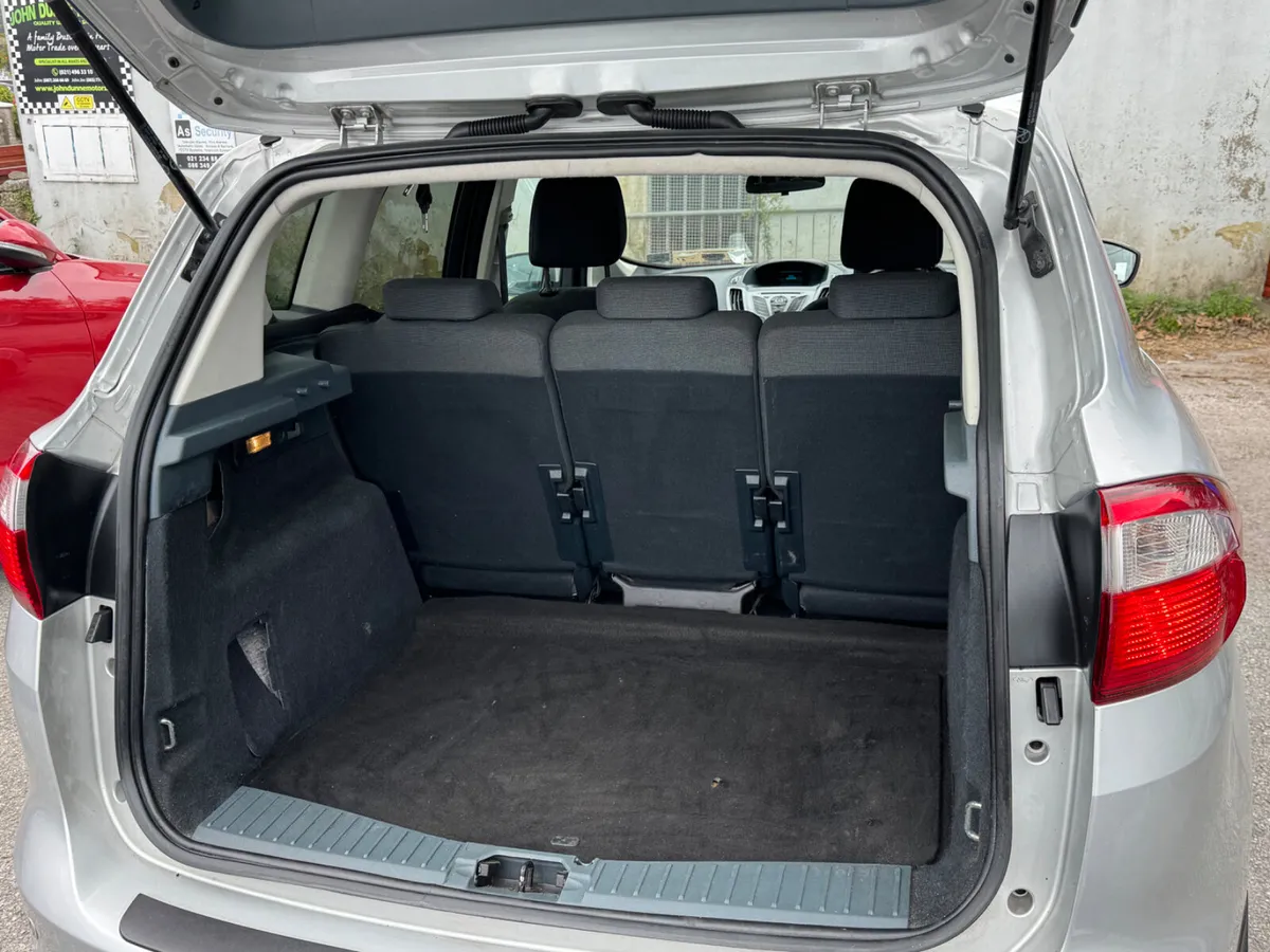 Ford C-Max Ideal Family car - Image 4
