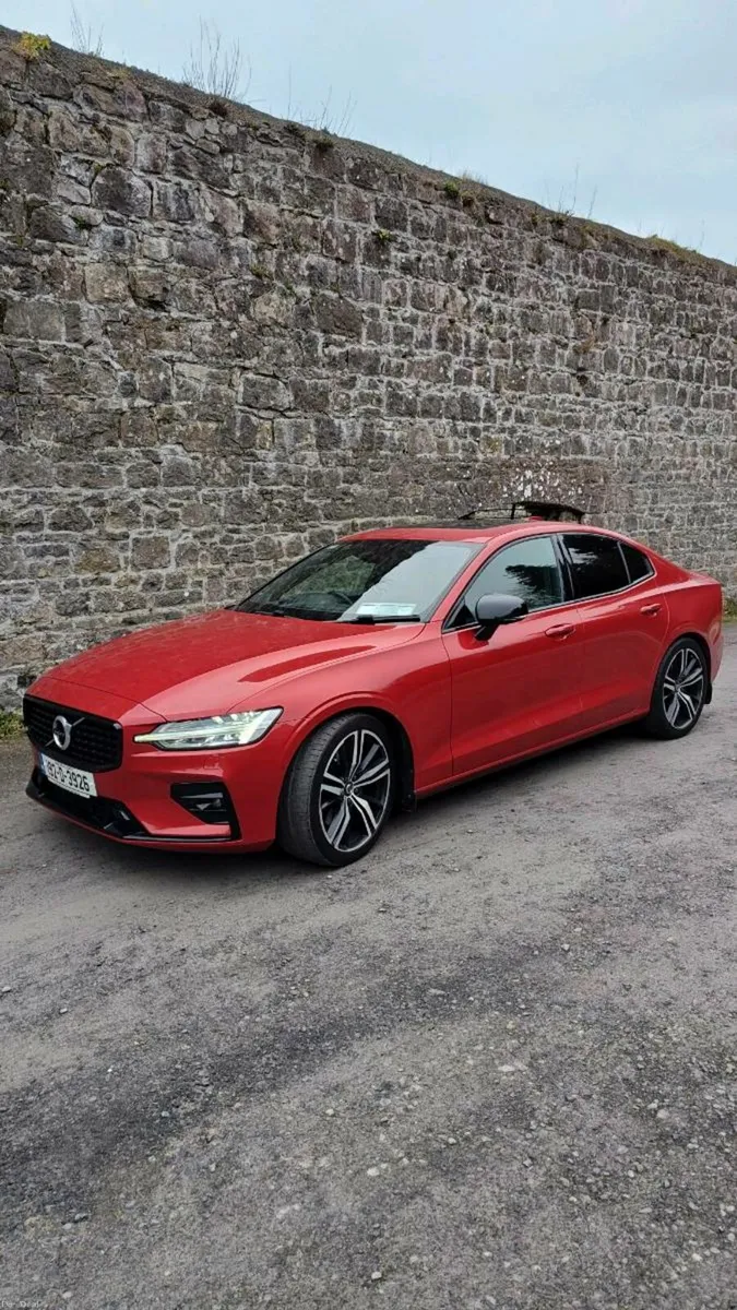 Volvo S60 T5 R Design 250hp - Image 2