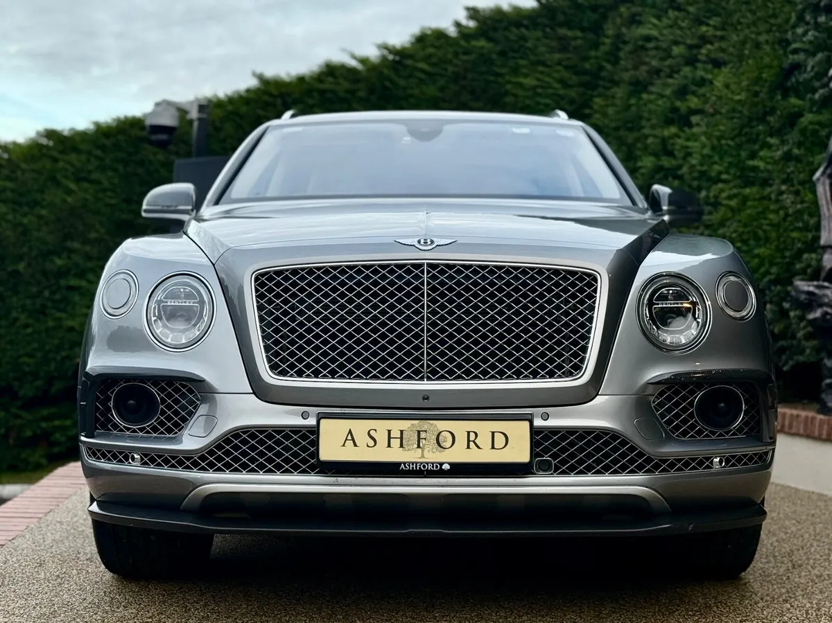 Bentley Bentayga  6.0 W12 600BHP 333 ROAD TAX - Image 4