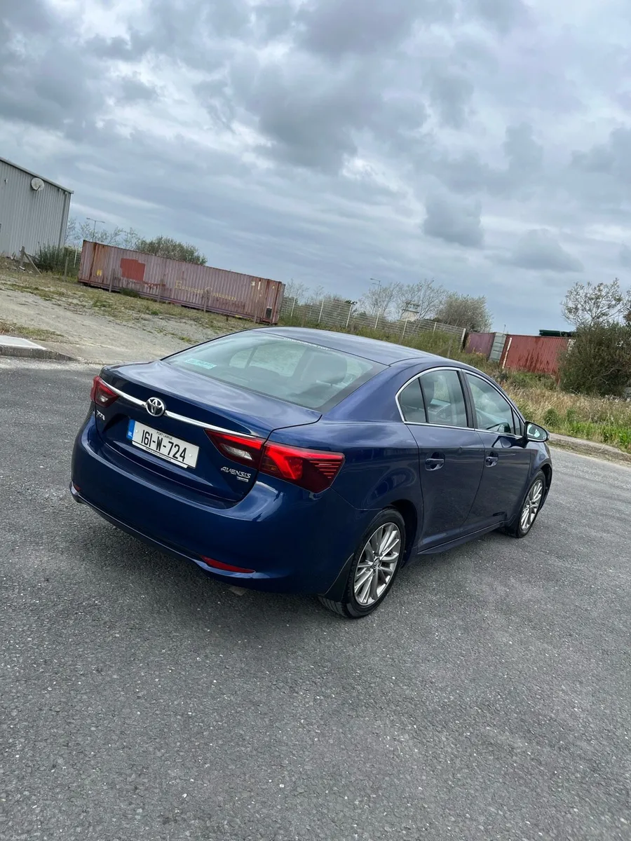 Toyota Avensis - Image 4