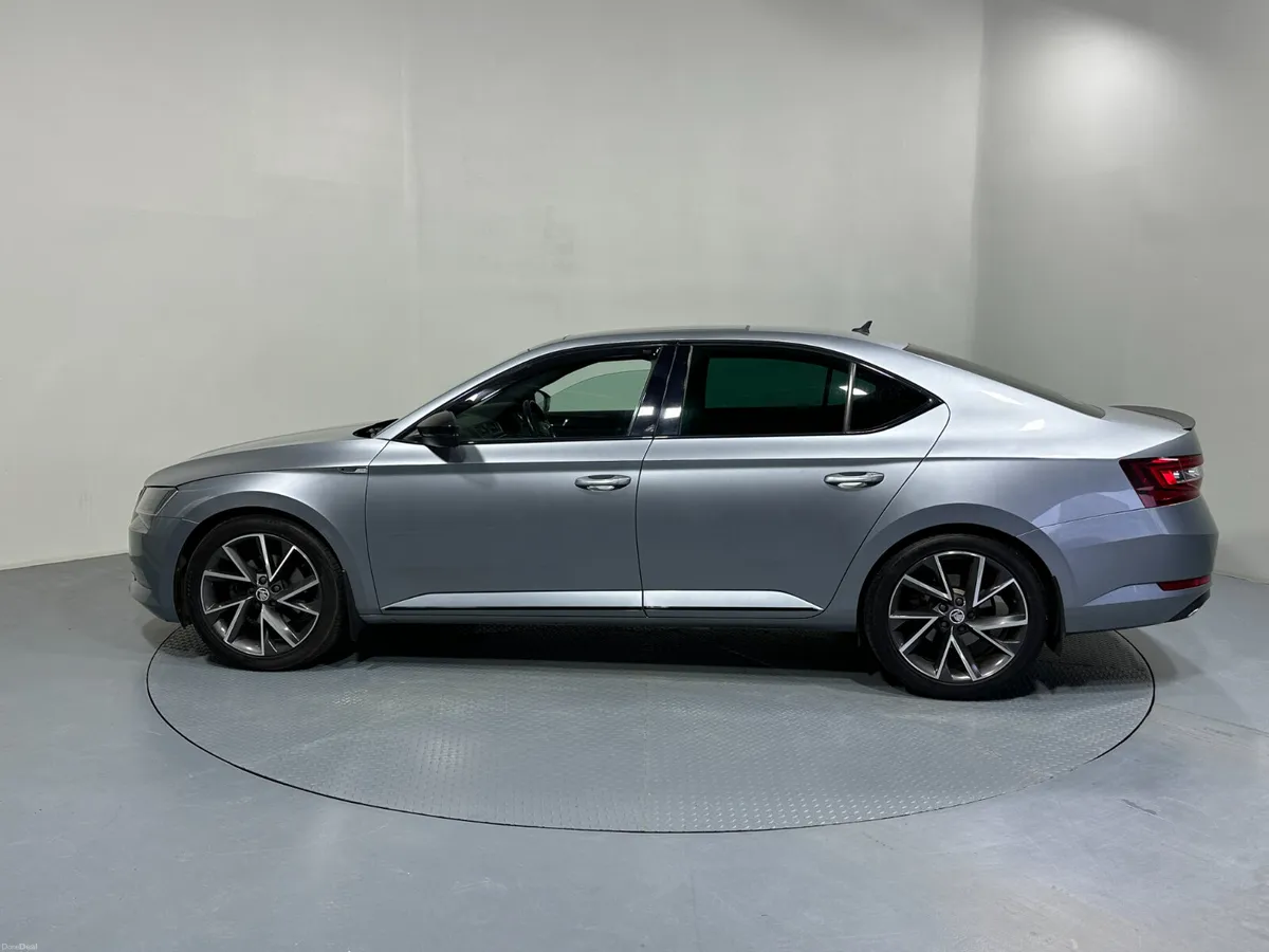 Skoda Superb Sportline 2.0 Tdi 181 - Image 4