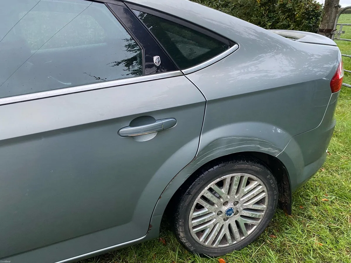 Ford mondeo - Image 4