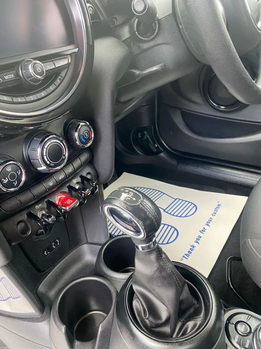 Mini Cooper 2016 - Image 3