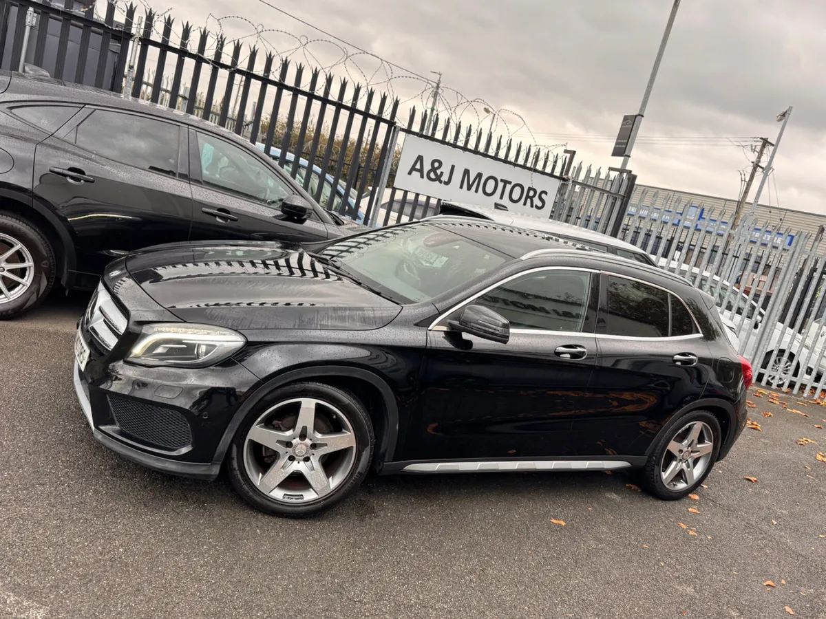 15 MERCEDES GLA AMG LINE AUTOMATIC - Image 3