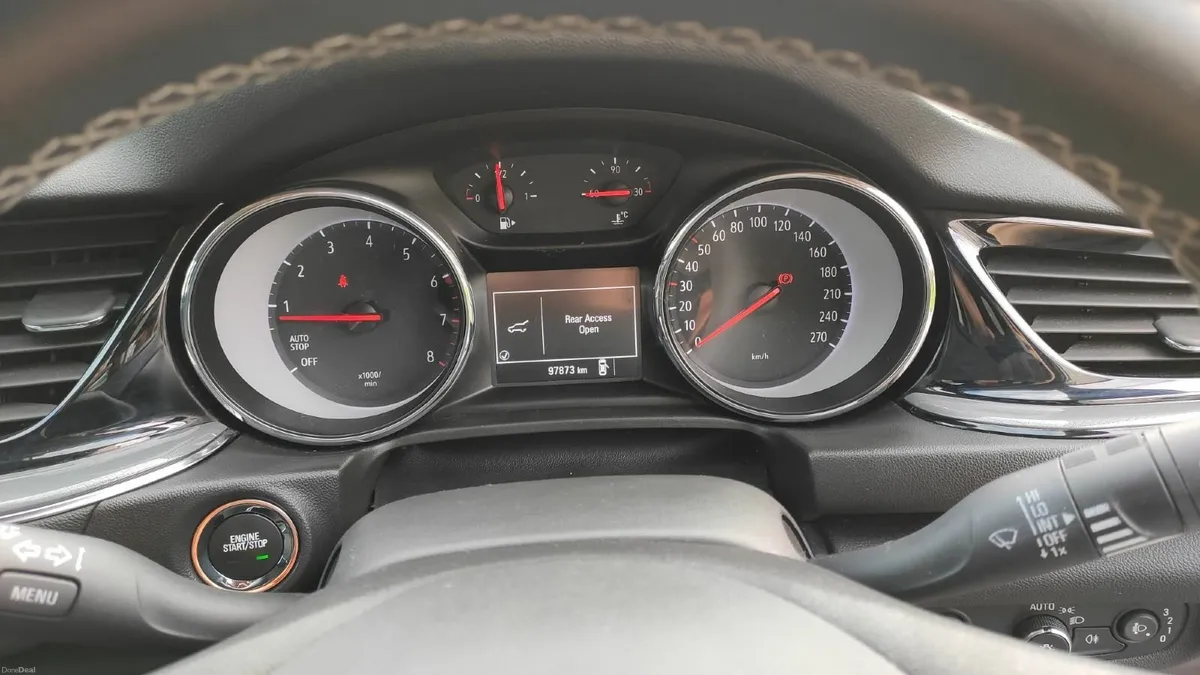 Opel Insignia 2018 - Image 2