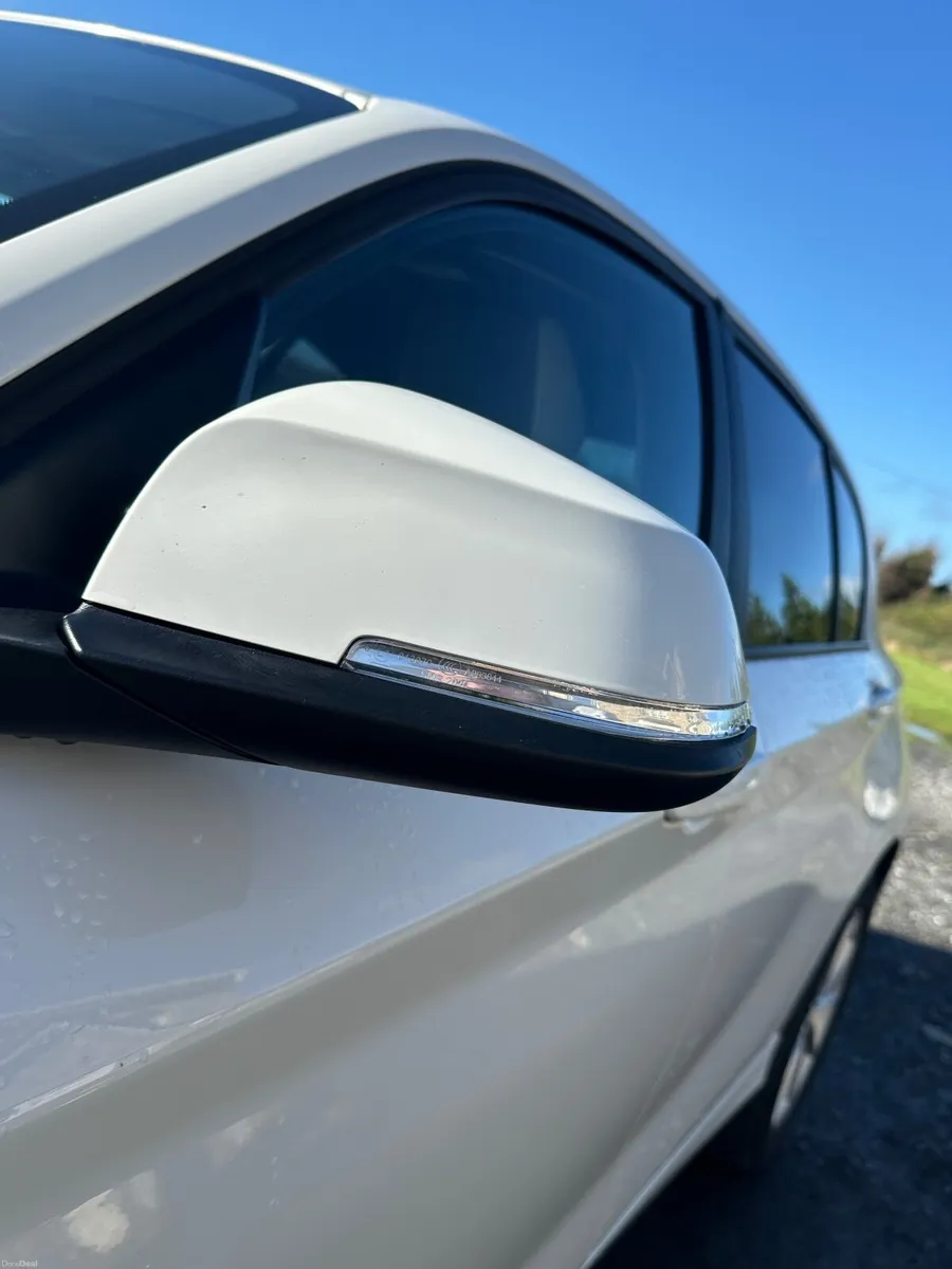 BMW 1-Series 2015 - Image 2