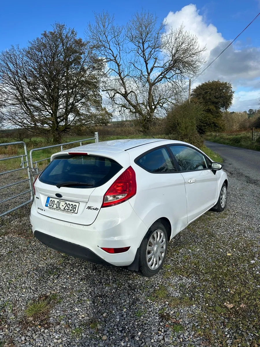 Ford Fiesta 1.4 Diesel - Image 4
