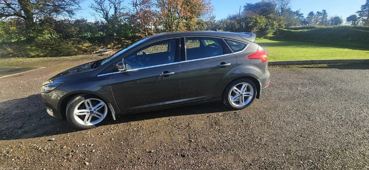 Titanium  Ford Focus 2018 - Image 4