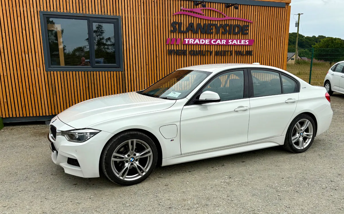 BMW 3-Series 2018 330E - Image 1