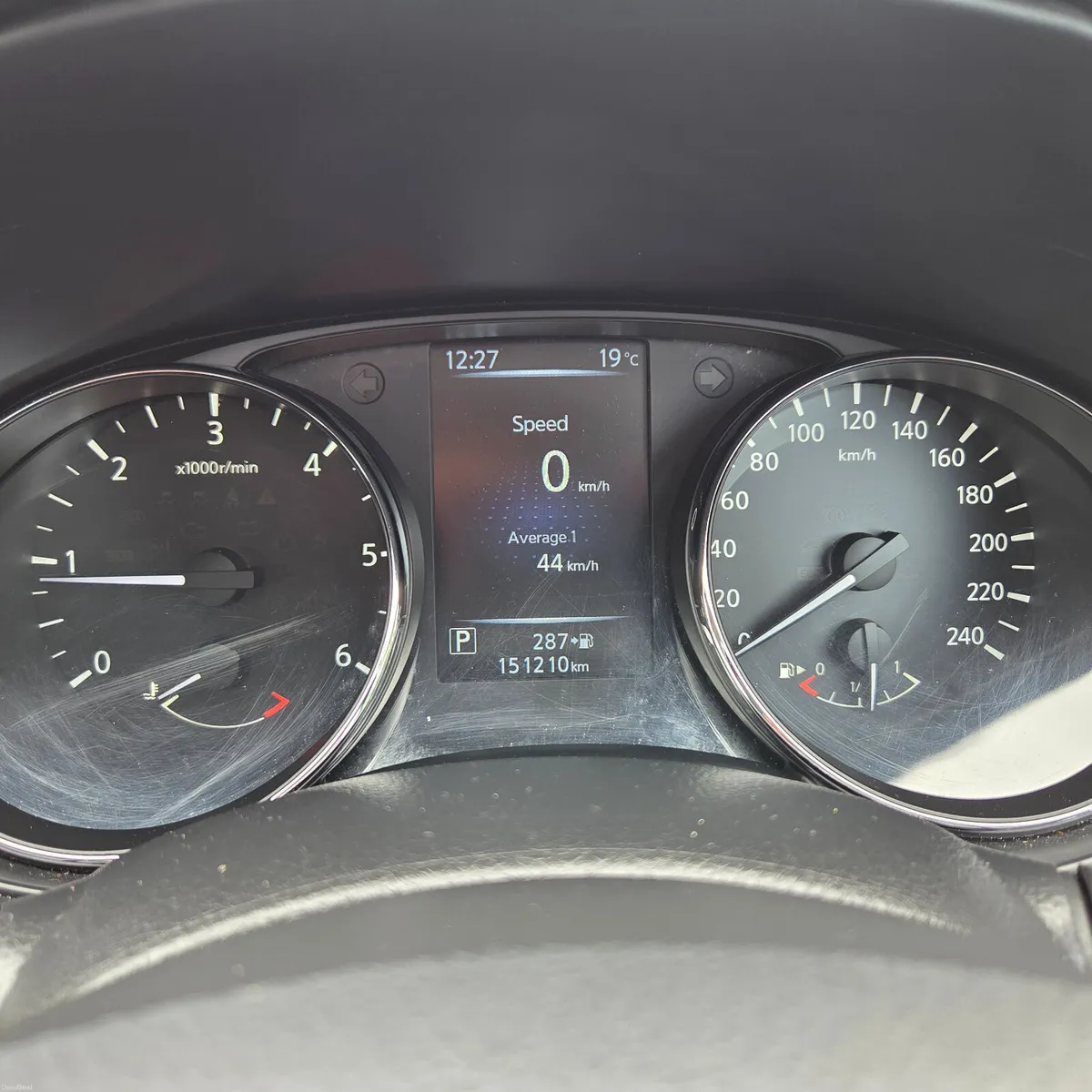 Nissan Qashqai Auto Diesel 1.6 XE CVT, 2015 - Image 3