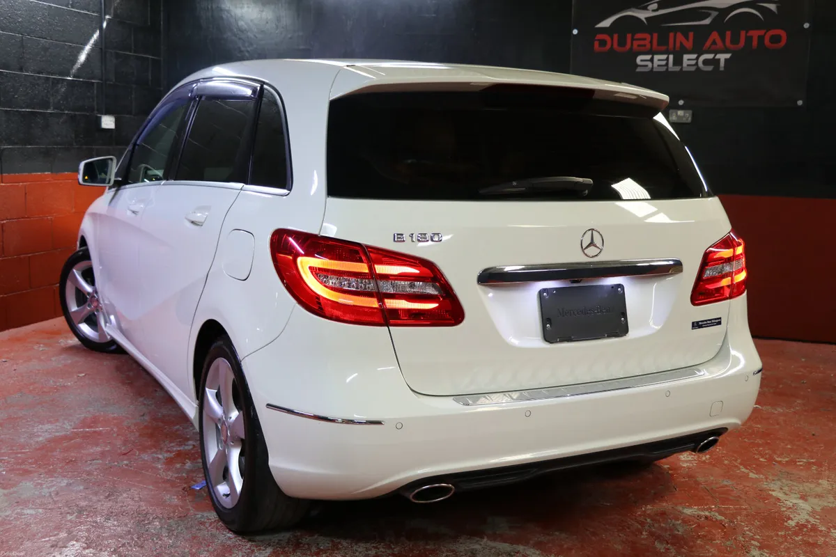 *DEC SALE* Mercedes B180 Sport - Low Mileage - Image 3