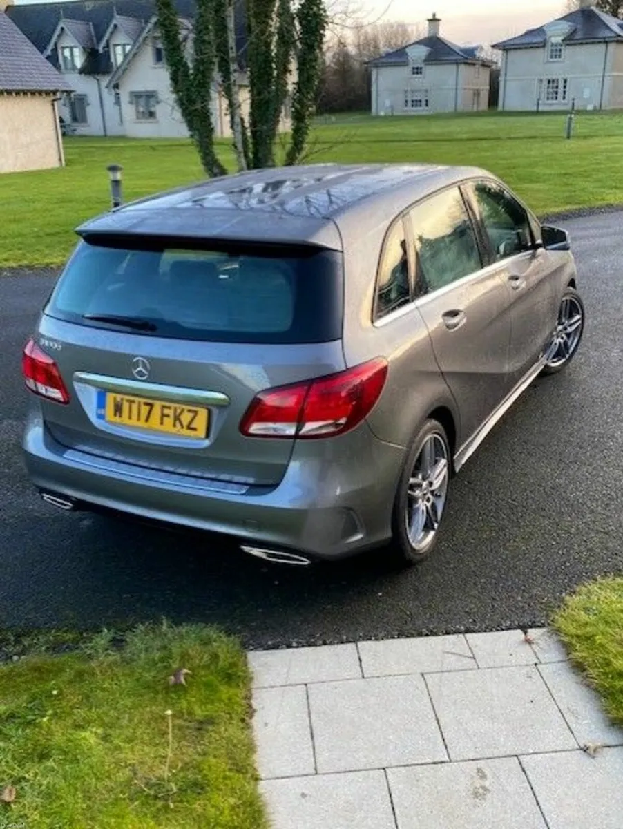 Mercedes-Benz B-Class 2017 - Image 4