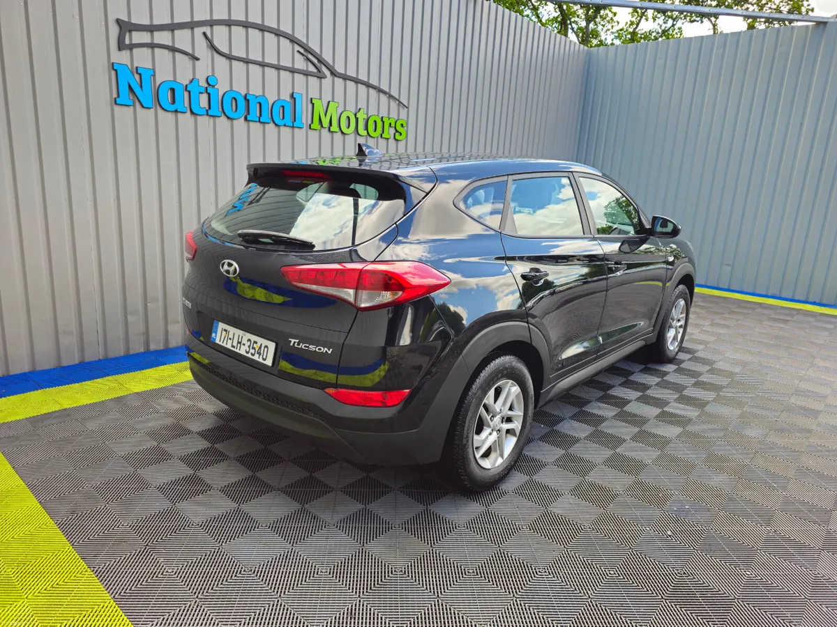 2017 Hyundai Tucson 1.7D Premium - Image 3