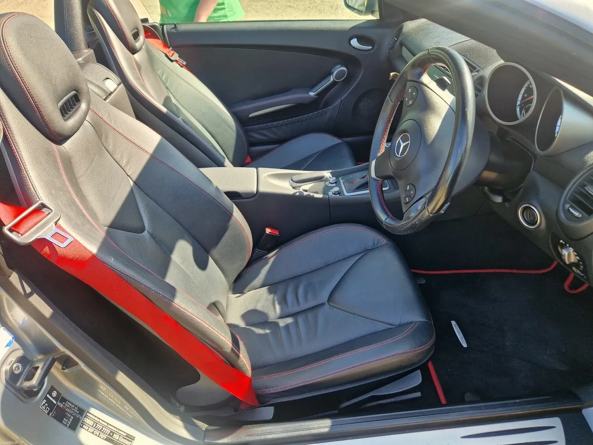 Mercedes-Benz SLK low mileage - Image 4
