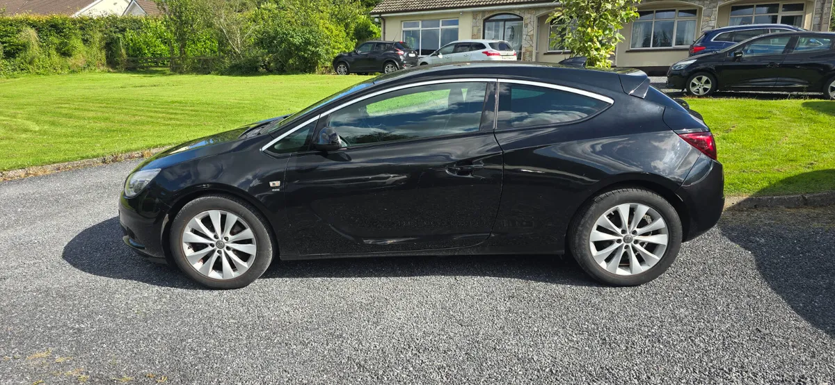 Astra Coupe Gtc Sri - Image 6