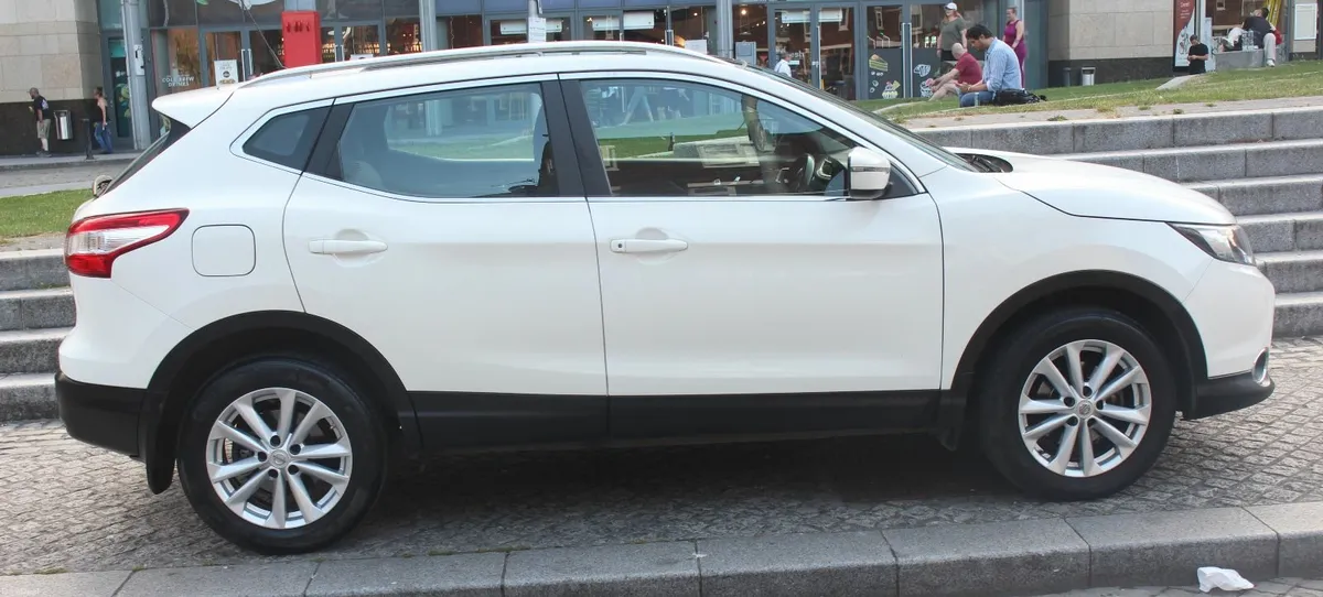 Nissan Qashqai 2017  Like New - Image 1