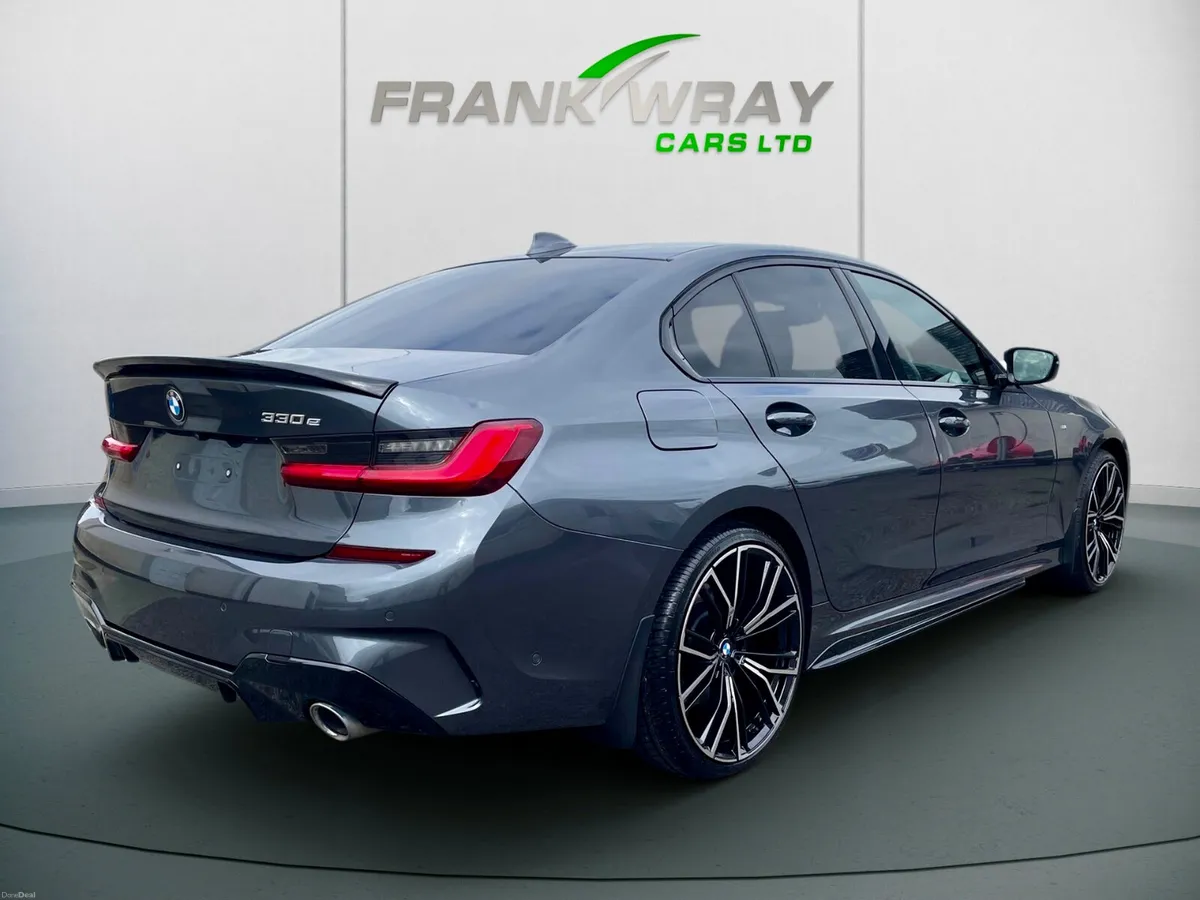 2021 BMW 330 E M-SPORT*M-PERFORMANCE KIT*MINT*FSH* - Image 5