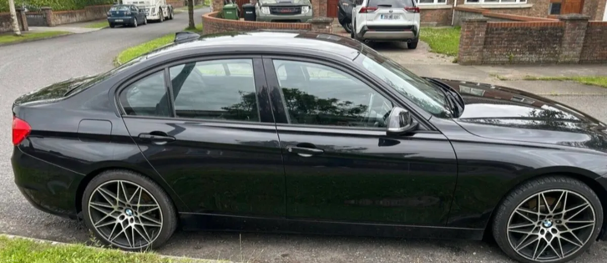 BMW 318 D Sport - Image 3