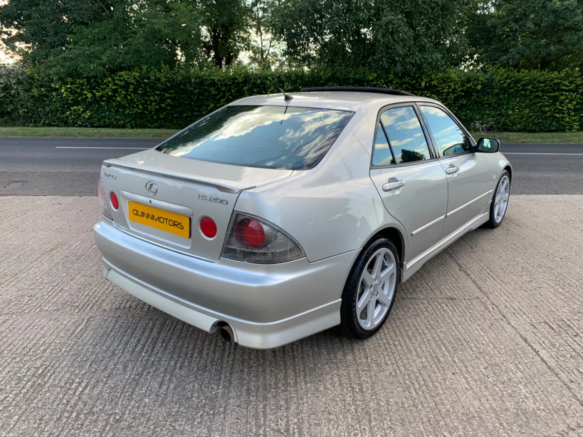 2005 LEXUS IS200 SE AUTO | TRD KIT | TTE ALLOYS - Image 3