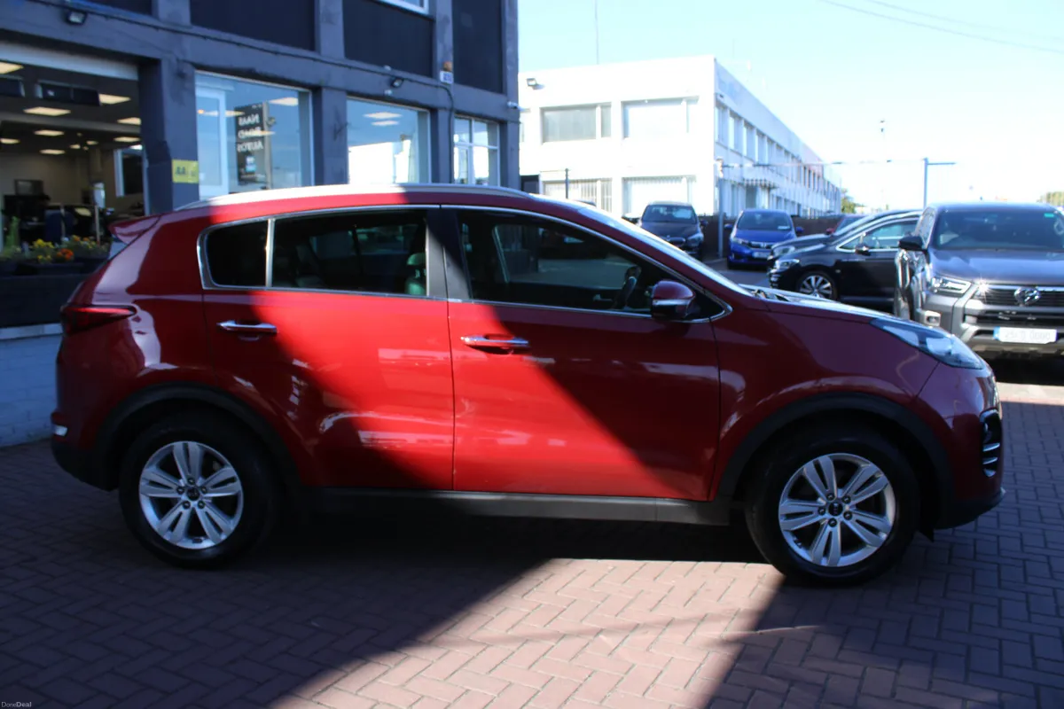 KIA SPORTAGE 1.7 CRDI EX EDITION 5DR ESTATE // SUP - Image 3