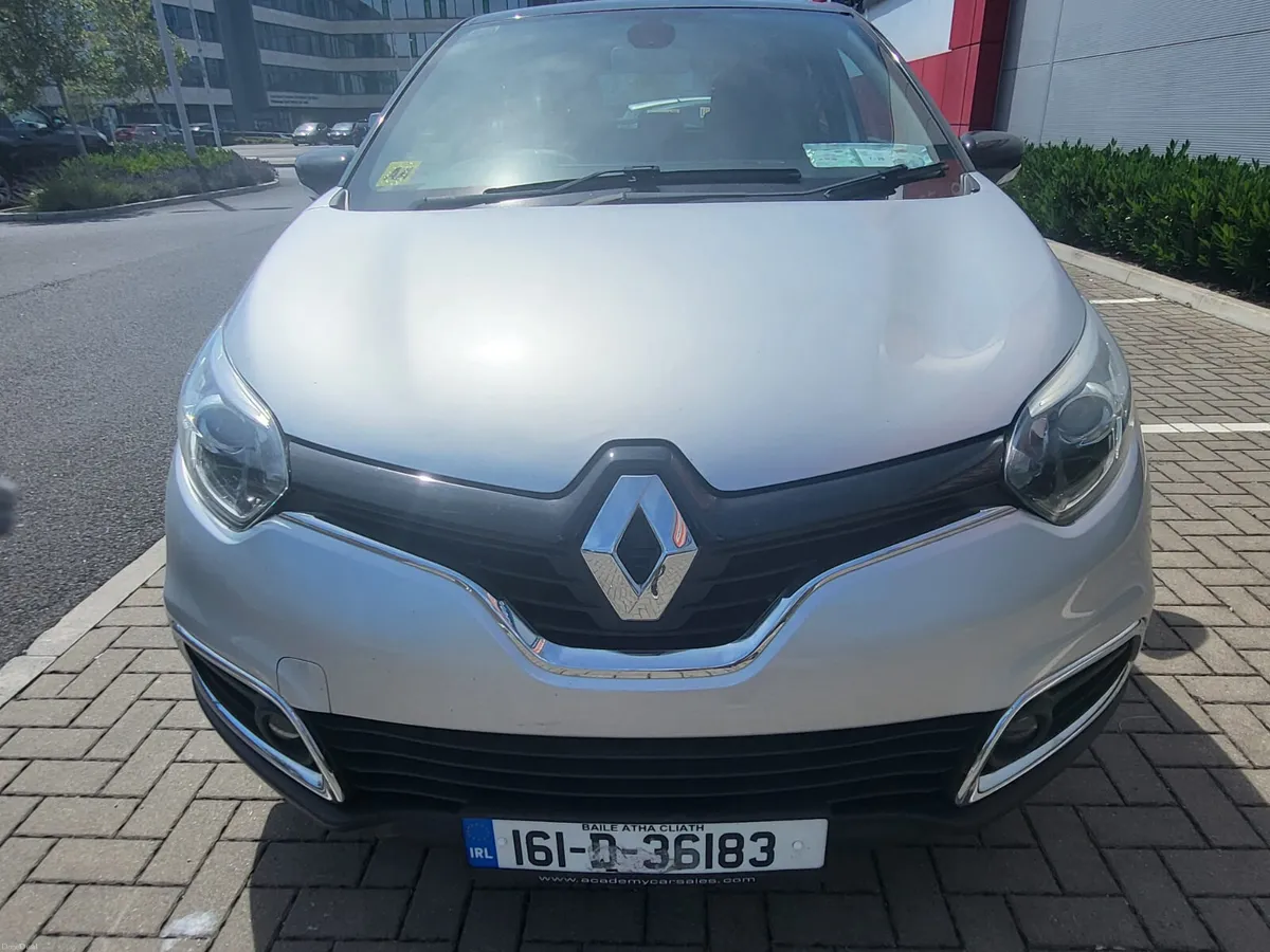 Renault Captur Intense 2016 90PS - Image 2