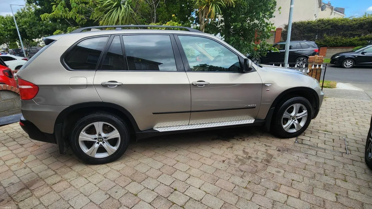 Crew Cab - BMW X5 - DOE 09/26 - Image 2