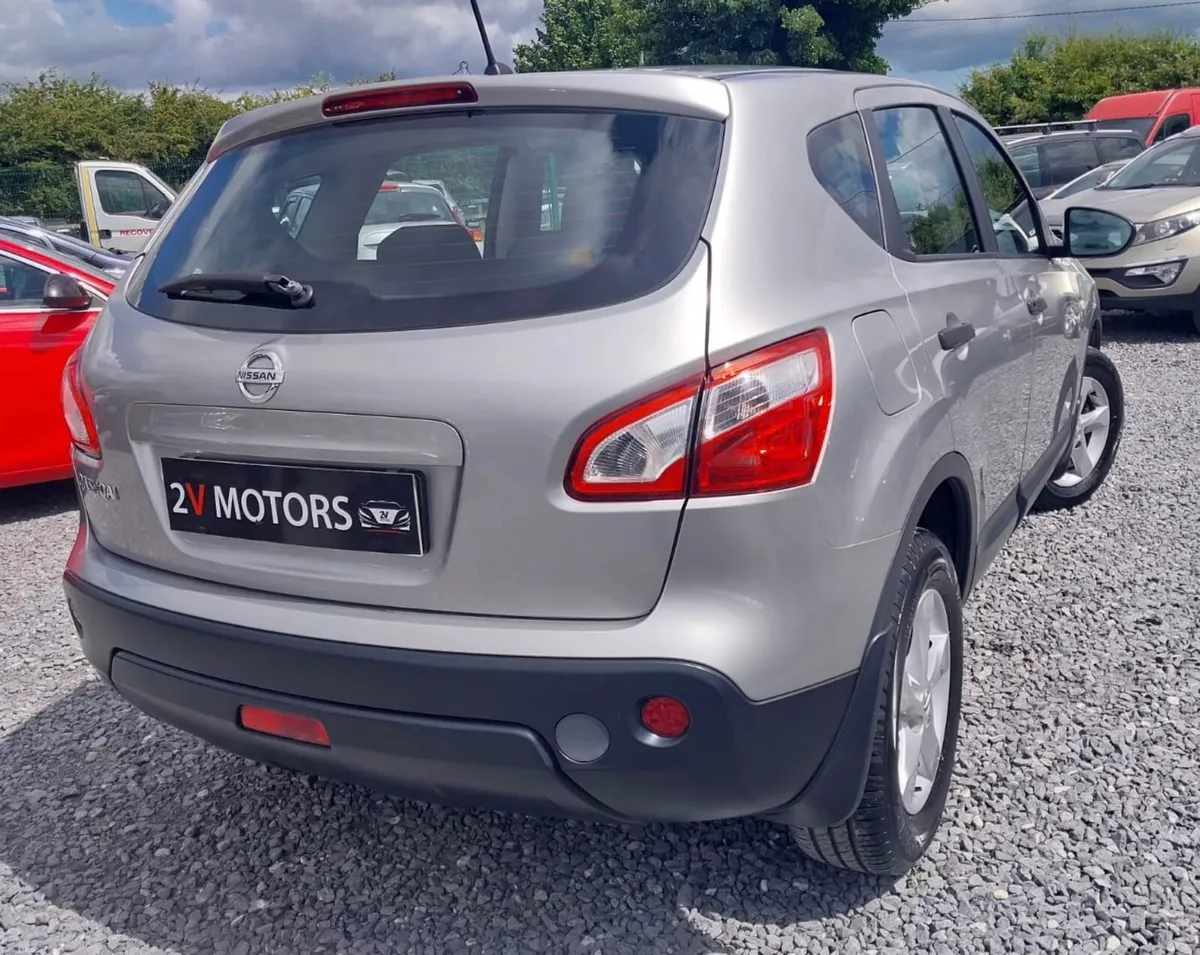 🔵 Nissan Qashqai 1.6 XE AUTOMATIC LOW KM - Image 6