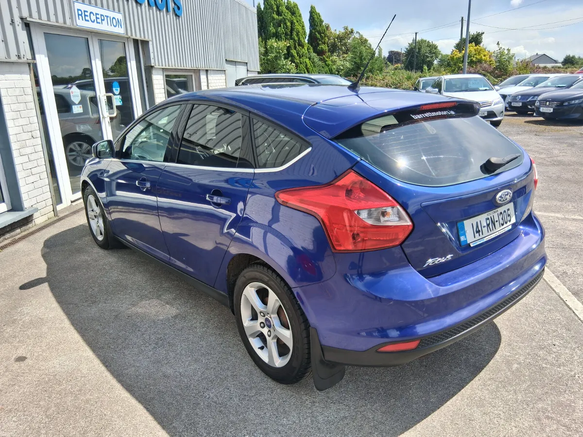 Ford Focus 2014 - Image 2