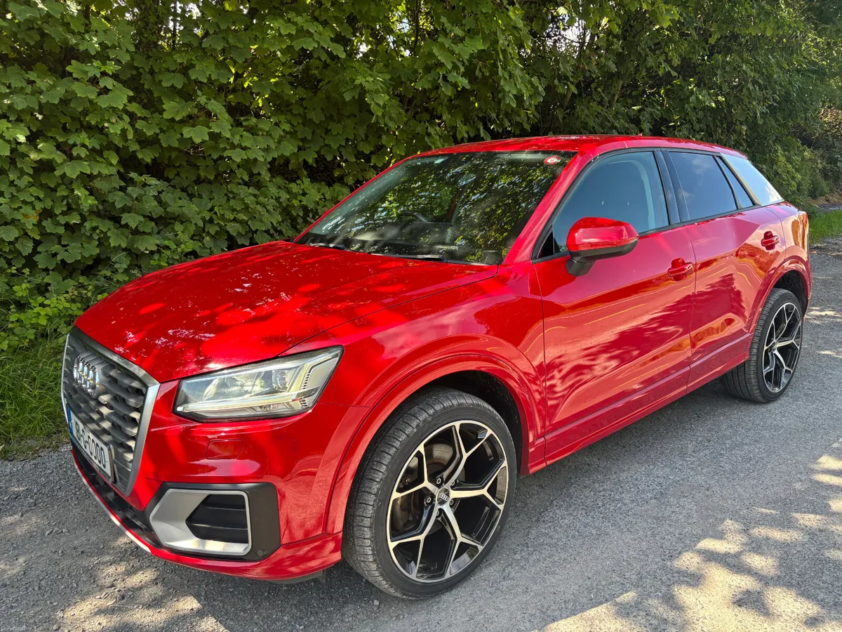 Audi Q2 TFSI S-TRONIC 2018 - Image 2
