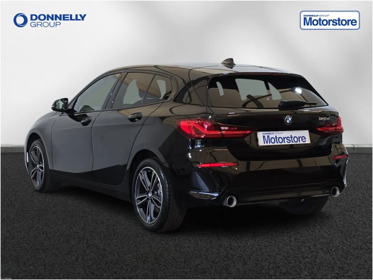 BMW 1 Series Diesel Hatchback Sport - Image 2