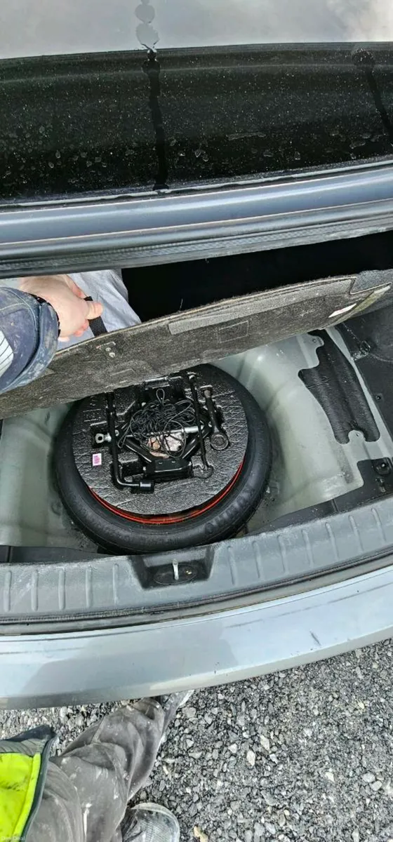 Hyundai i40 MANUAL 2012 - Image 4